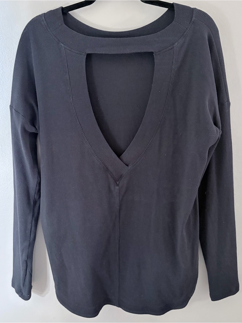 Athleta Presence V-Back Sweater Black Ribbed Knit Medium - Picture 3 of 6